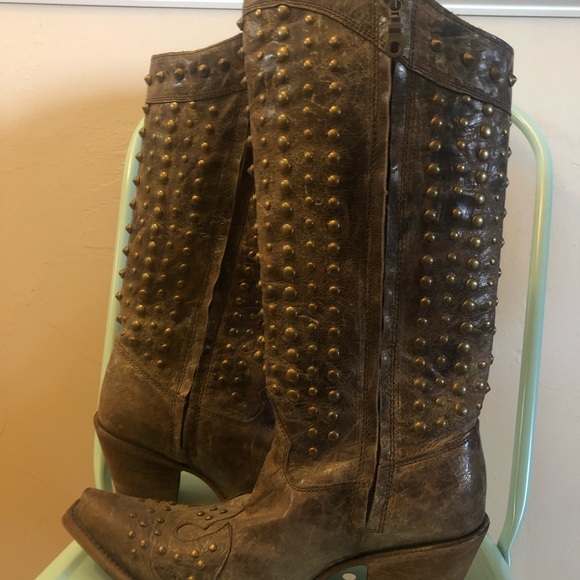 Corral Stud Snip Toe Fashion Western Boots - Picture 4 of 7